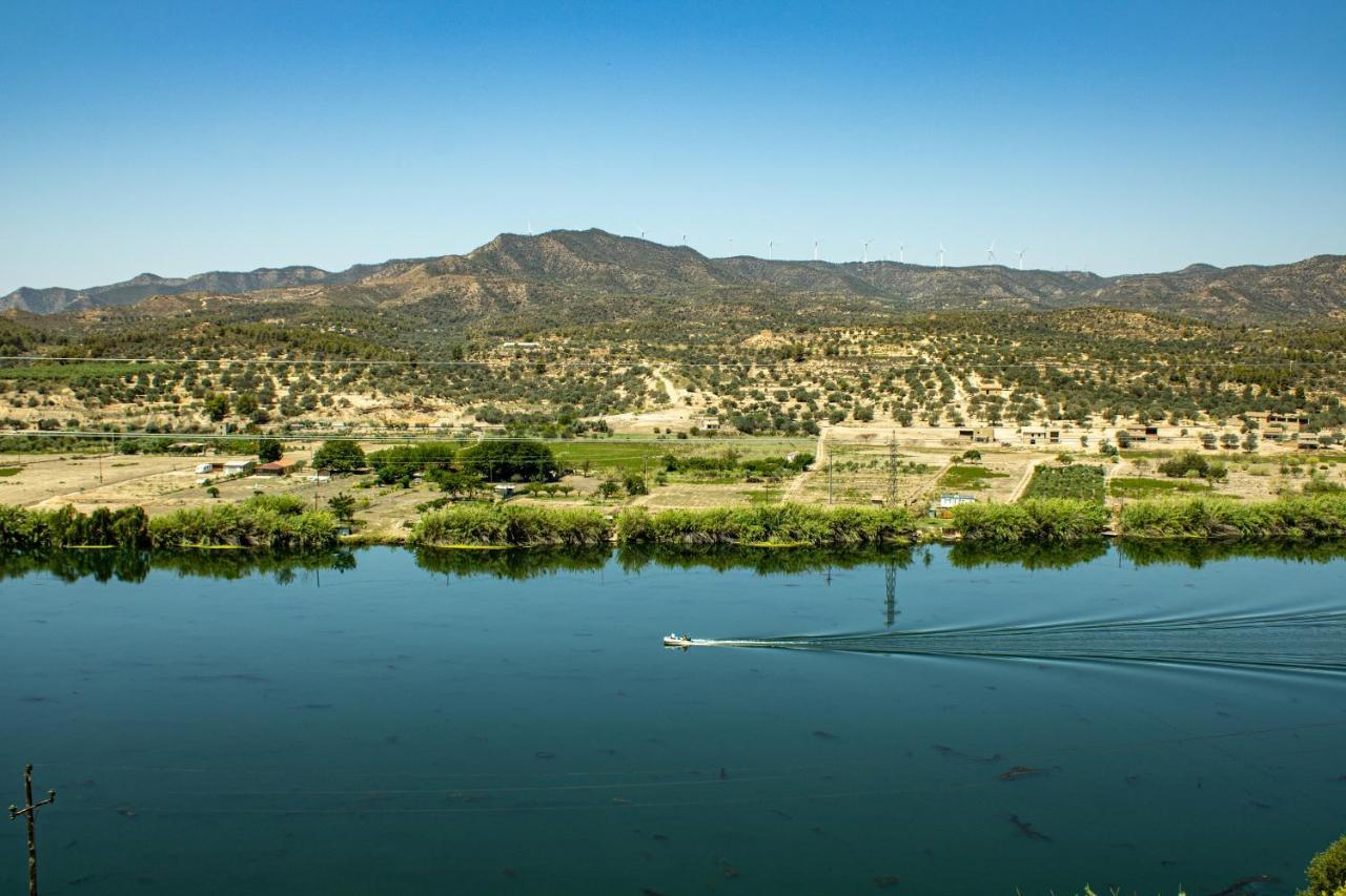 Casa Rural Griso Riba-roja d'Ebre Esterno foto
